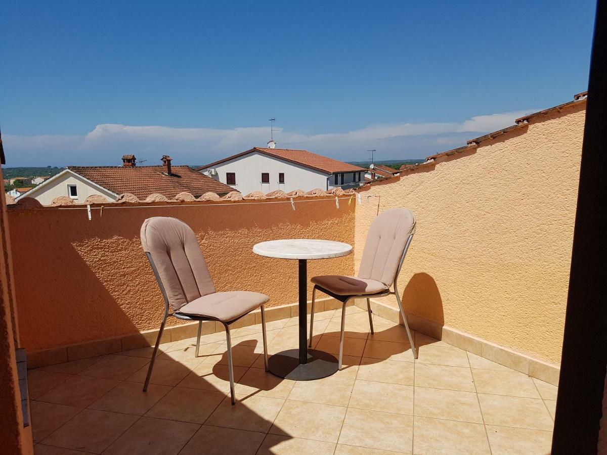 Rooms Siesta Porec Bagian luar foto