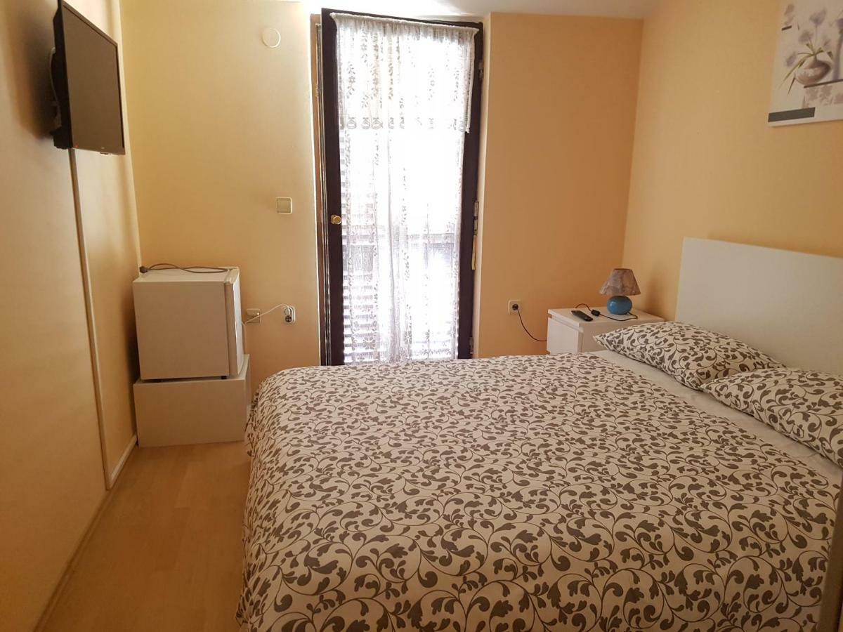 Rooms Siesta Porec Bagian luar foto