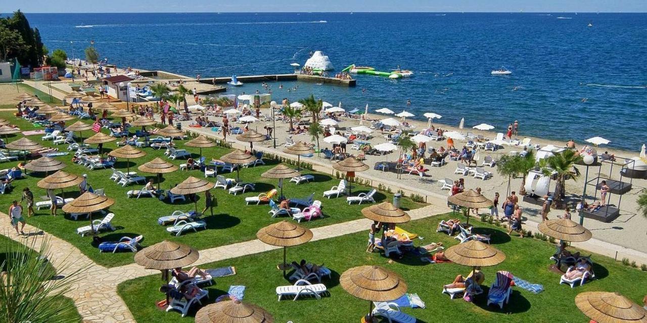 Rooms Siesta Porec Bagian luar foto
